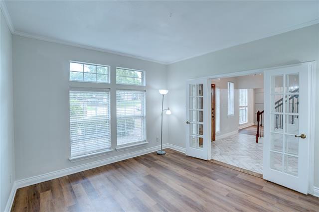 Foto del edificio - 1504 De Moss Ct