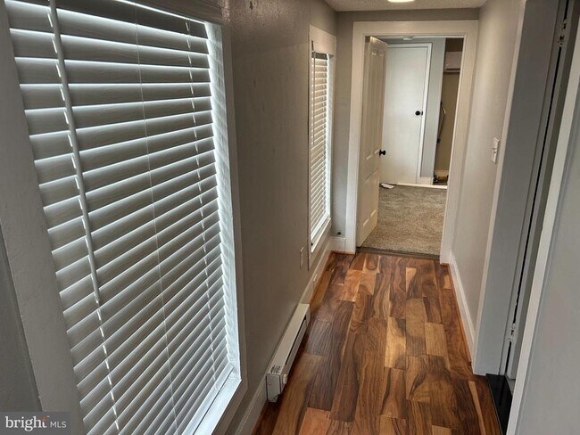 Building Photo - 24048 Trailhead Dr