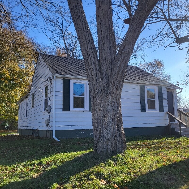 Foto principal - 1322 E Napier Ave