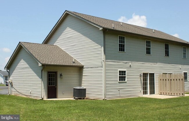 Foto del edificio - 14128 Timothy Dr