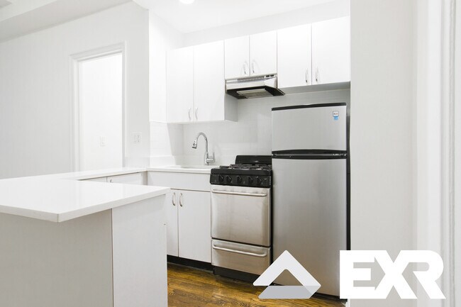 Foto del edificio - 140 E 46th St