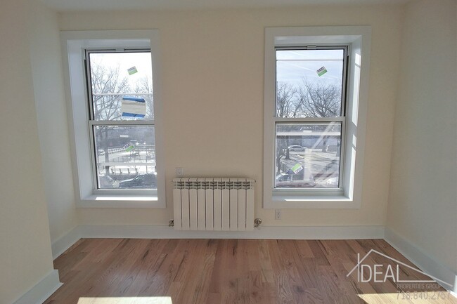 Building Photo - 75 Truxton Street #2R