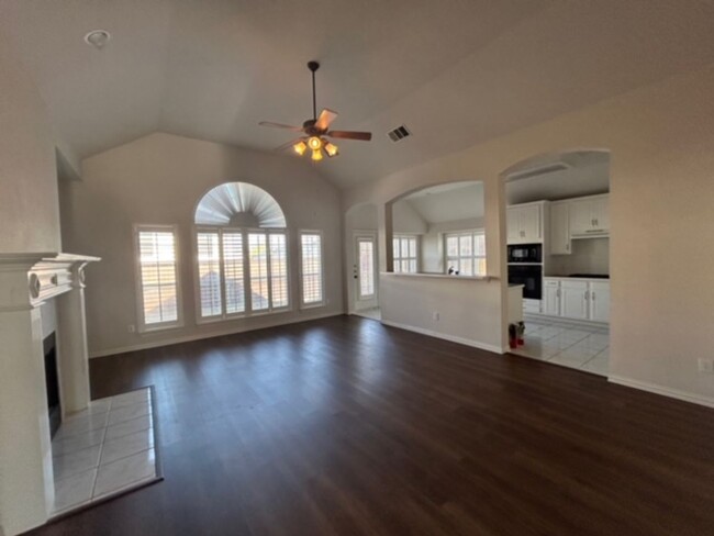 Foto del edificio - House for Lease in McKinney