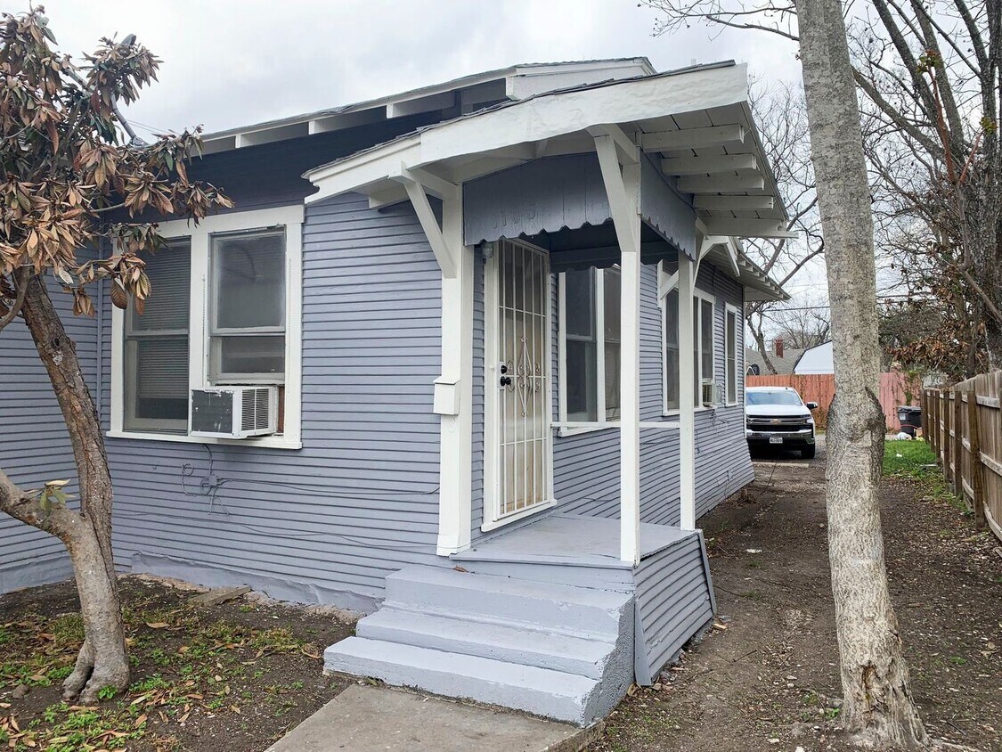 Primary Photo - 1 br, 1 bath House - 1103 Rigsby Unit 3