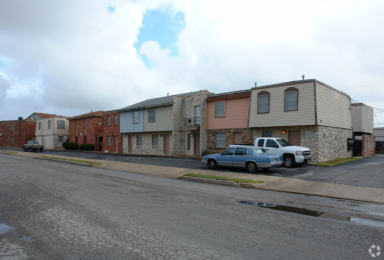 Foto del edificio - Contessa Townhomes