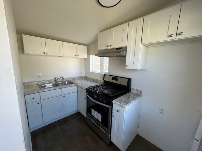 Foto del edificio - 334 S 8th St