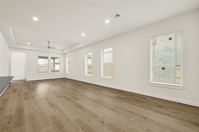 Foto del edificio - 17115 Bluebonnet Creek Trl