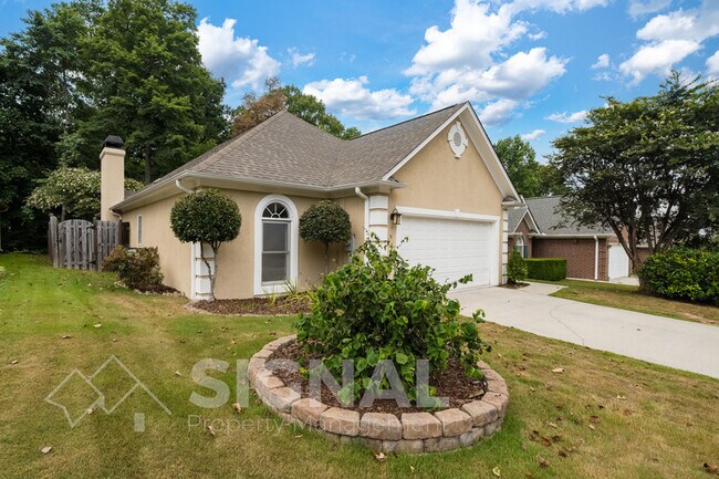 Building Photo - 836 Greystone Highlands Dr