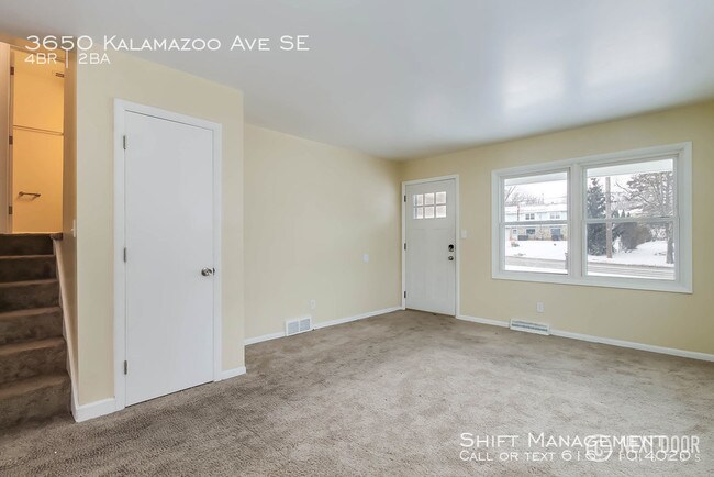 Foto del edificio - 3650 Kalamazoo Ave SE