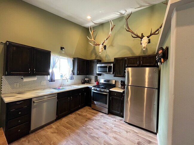 Foto del edificio - 3179 N 12th St