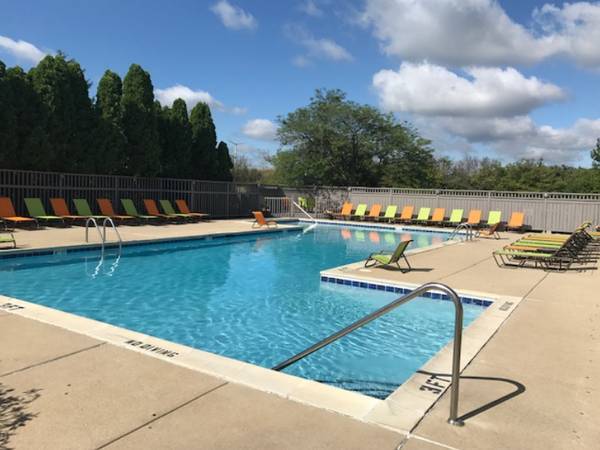 pool - 5704 Walnut Ave