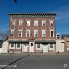 Building Photo - 87 North Main St