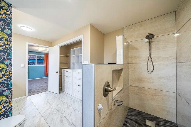 Foto del edificio - 3 Bed 2 Bath Home