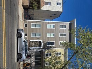 Building Photo - 175 Lafayette St