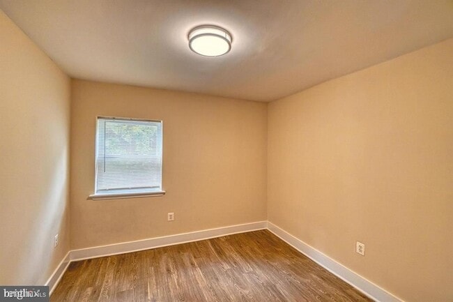 Building Photo - 2 br, 1 bath House - 5227 Marlboro Pike Ap...