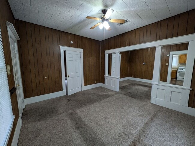 Building Photo - 1819 10th St