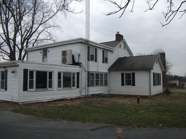 Building Photo - 109 High Mountain Road, Shippensburg, PA 1...
