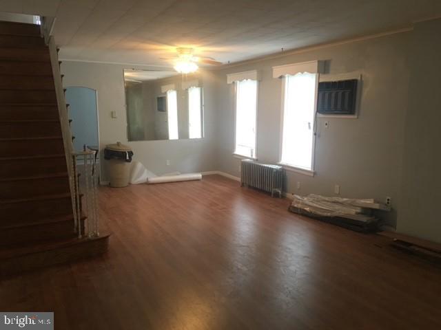 Foto del edificio - 2383 Duncan St
