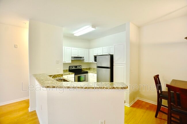 Building Photo - 60 Fenwick Hall Allee