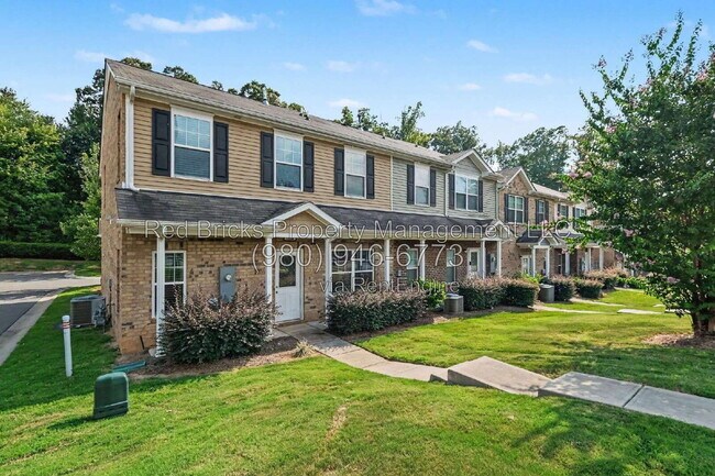 Foto del edificio - 10448 Benfield Rd