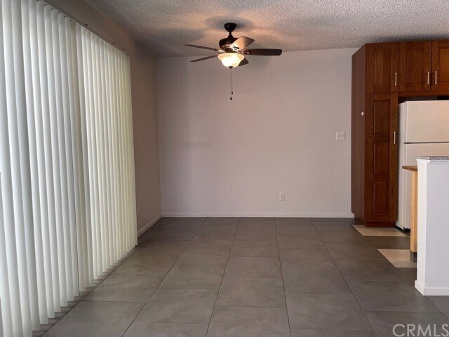 Foto del edificio - 807 E Cottonwood Rd