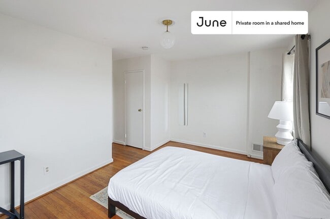 Photo - Room in Shared 4 bed/2.5 bath home