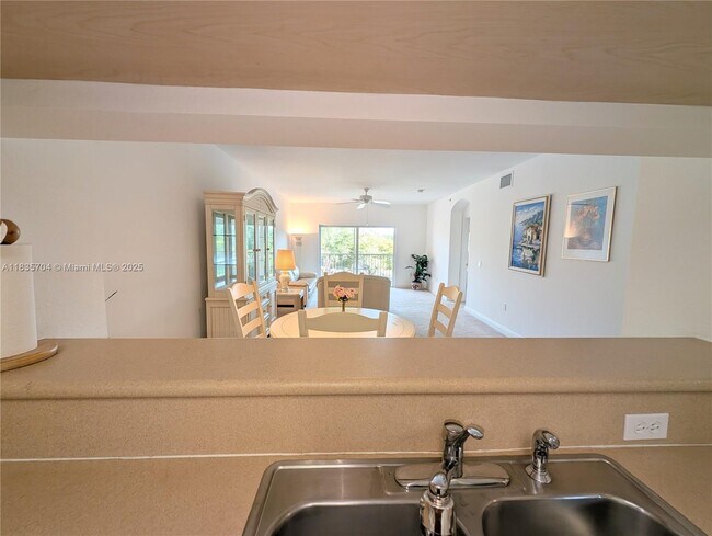 Building Photo - 4723 Lucerne Lakes Blvd E