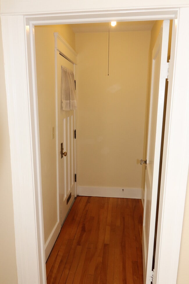 Entry Way - 26 Tatman St