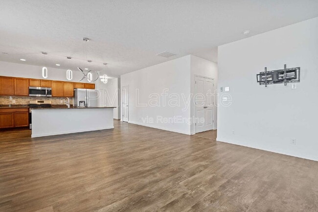 Building Photo - 3350 Marlton Ct