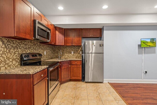 Foto del edificio - 1419 N 17th St