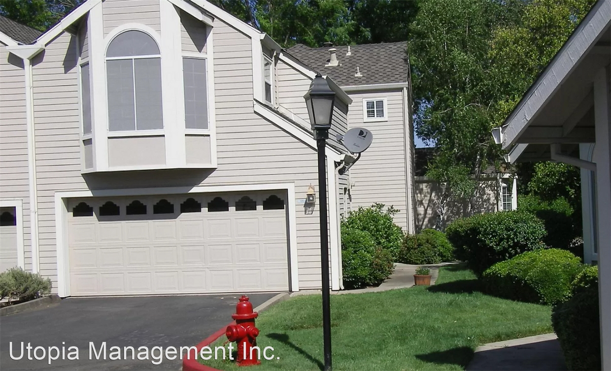 Primary Photo - 3 br, 2 bath House - 5215 Arden Way