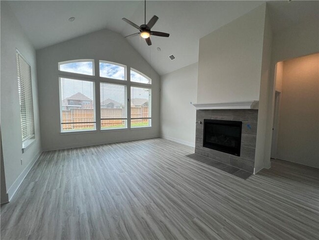 Foto del edificio - 982 Wild Pecan Lp
