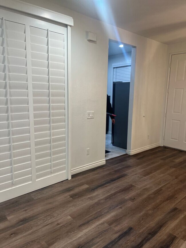 Foto del edificio - 2 Bedroom 1st Floor Unit in Rancho San Diego