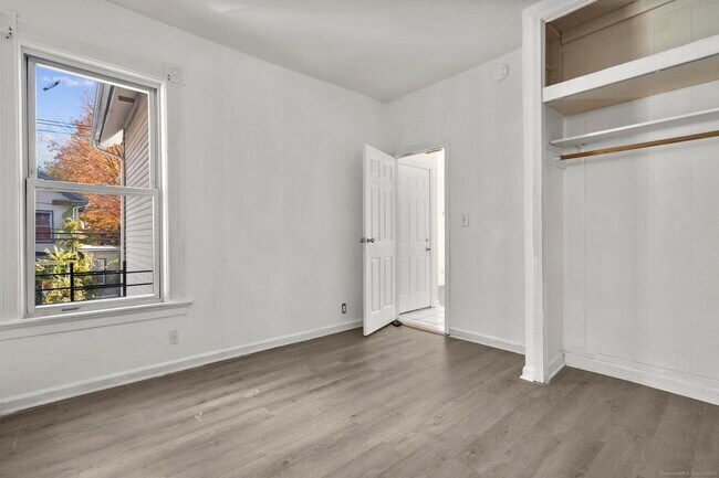 Foto del edificio - 141 Crown St