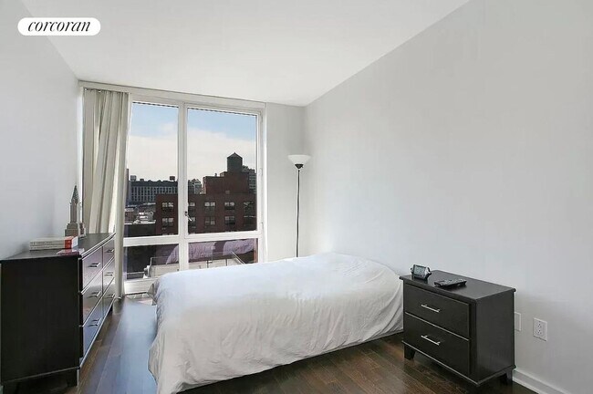 Foto del edificio - 340 E 23rd St
