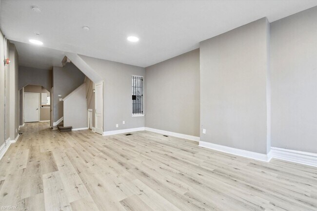 Building Photo - 7 br, 2 bath House - 1842 N 16TH ST Unit 1