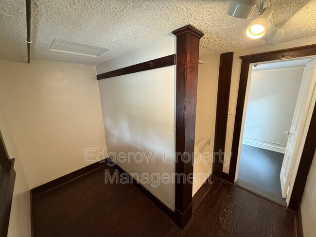 Foto del edificio - 915 Jackson St NW