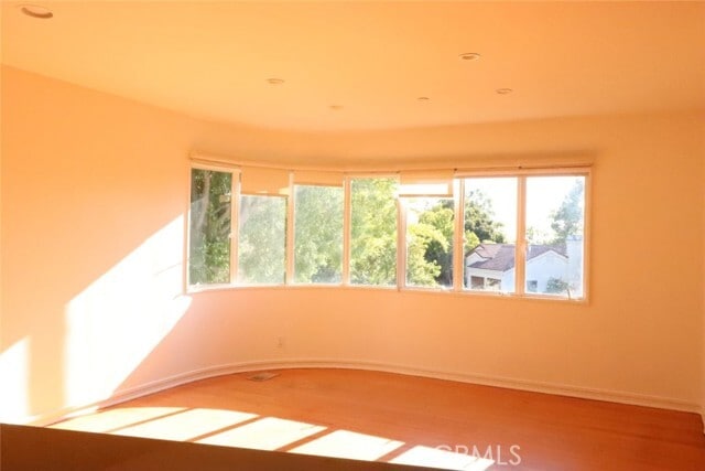 Building Photo - 703 Luton Dr