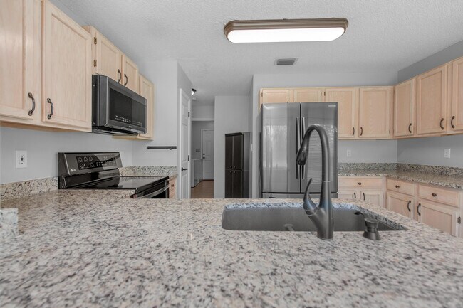 Foto del edificio - 6545 Fern St