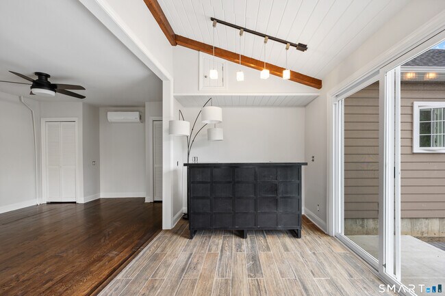 Foto del edificio - 771 Watertown Rd