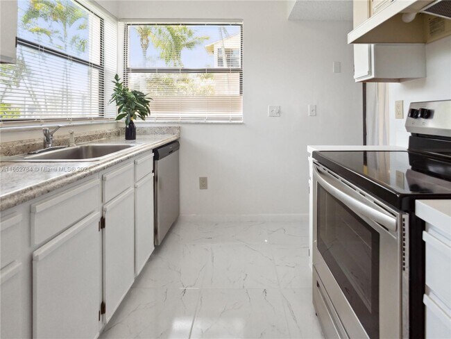 Foto del edificio - 1151 N Liberty Ave