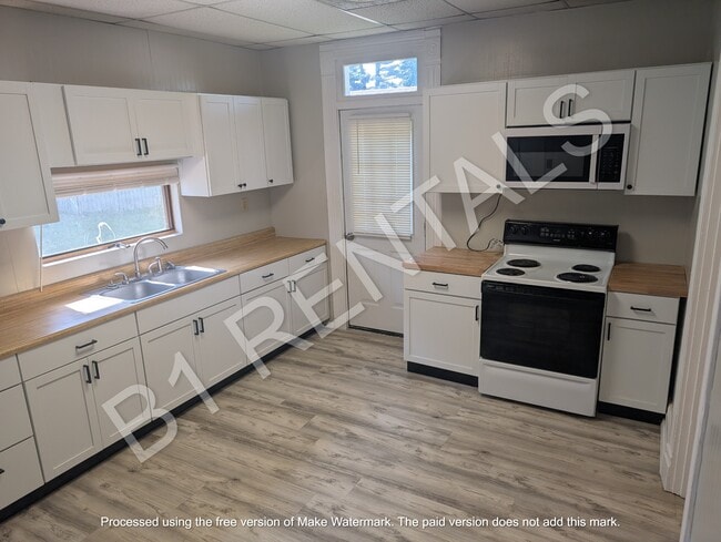Foto del edificio - 226 E 13th St