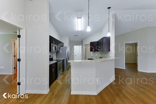 Building Photo - 4481 SW 139th Pl