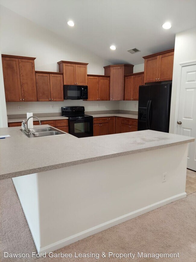 Building Photo - 3 br, 2 bath House - 2423 River Road