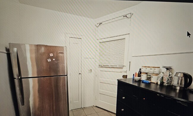 Foto del edificio - 5503 N Campbell Ave