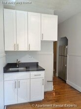 Building Photo - 110 Willow St