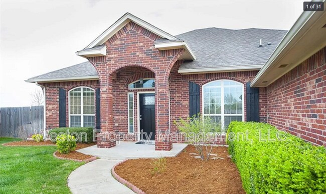 Foto del edificio - 19136 Cottonwood Ct