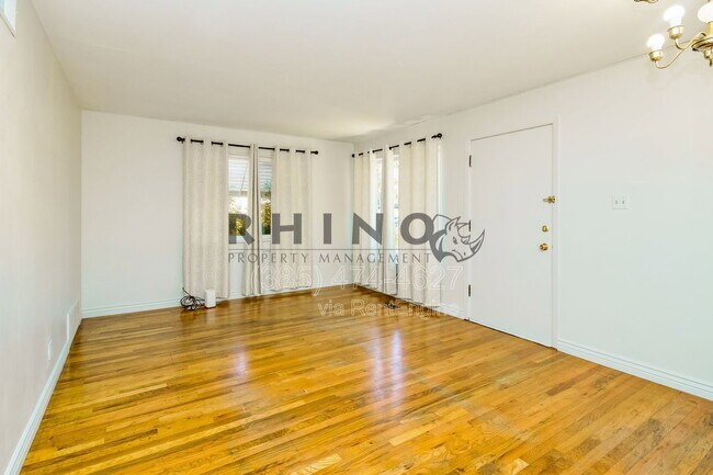 Foto del edificio - 1154 Fremont Ave W