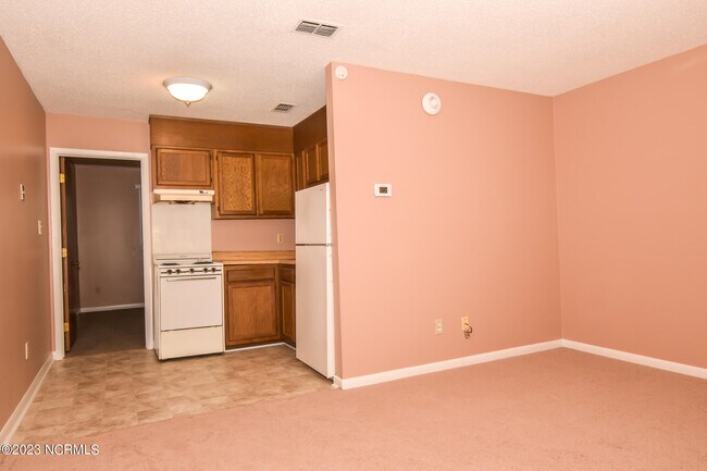Foto del edificio - 1621 Halltown Rd