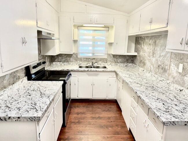 Building Photo - 3808 San Novado Way